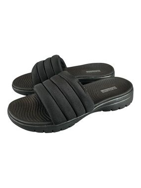 Skechers Women's Slides 8 Black Quilted Padded ULTRA GO Goga Mat Comfort Sandals